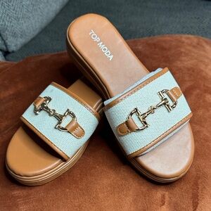 TOP Moda Women's Brown and Cream Slide Sandals